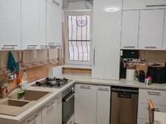 Drumul Taberei, Auchan